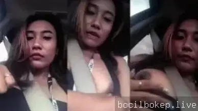 Cewek Cantik Tetek Besar Pamer Tubuh di Mobil