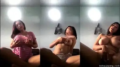 Cewek Tiktok Bugil Toket Gede Colmek Memek Becek